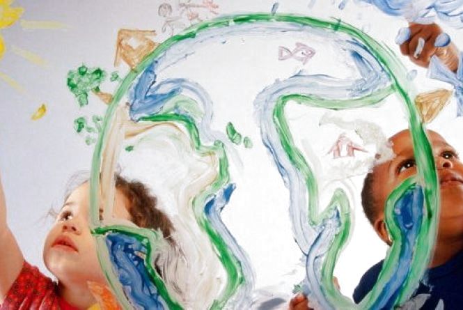 Діти створюють країну